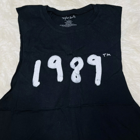 Taylor swift 1989 polaroid tour tank top size small authentic NWOT - Picture 2 of 5